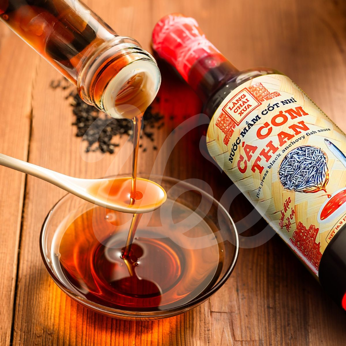 Làng Chài Xưa Black Anchovy Fish Sauce – 500ml Glass Bottle